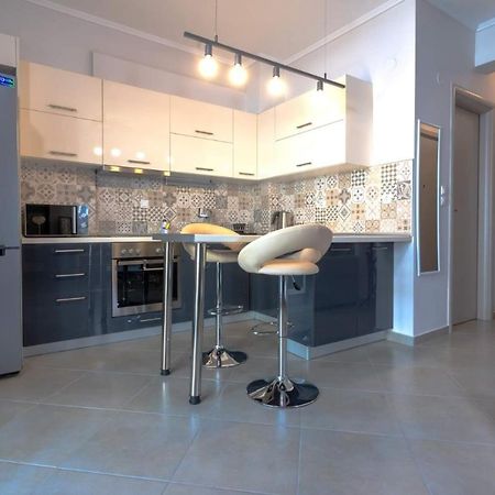 Beautiful & Modern Apartment In Thessaloníki Eksteriør bilde