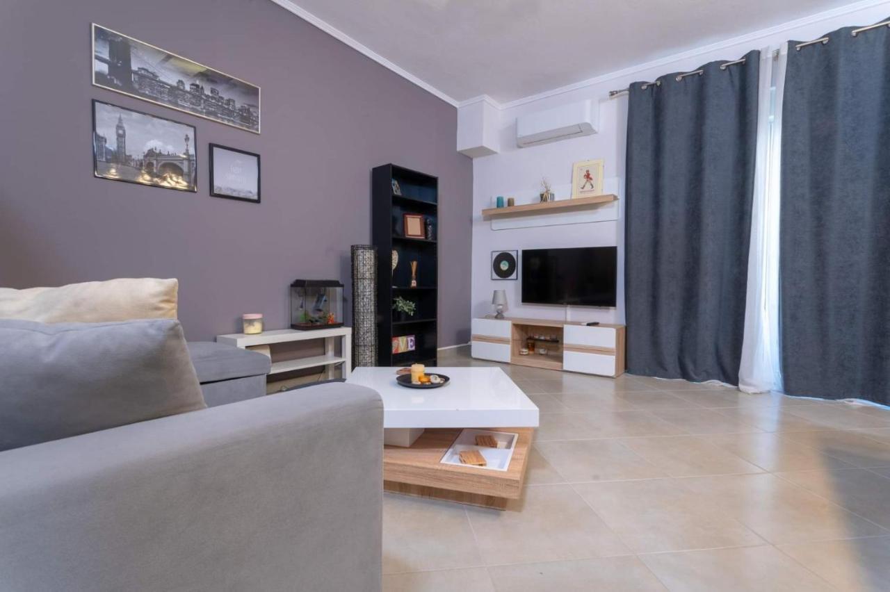 Beautiful & Modern Apartment In Thessaloníki Eksteriør bilde